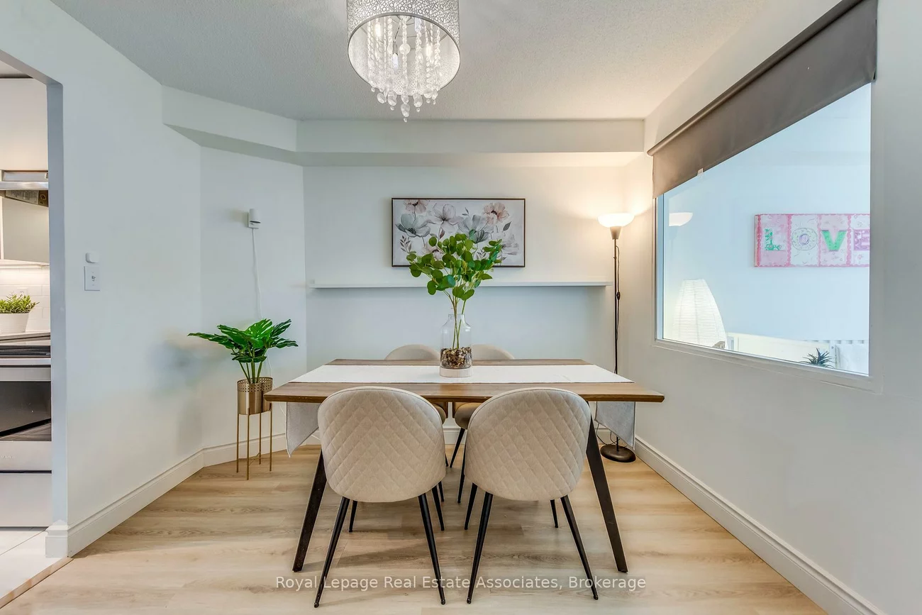 155, Hillcrest, Cooksville, Mississauga