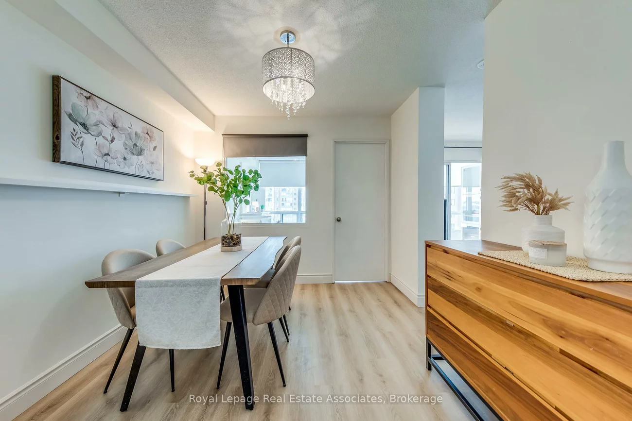 155, Hillcrest, Cooksville, Mississauga