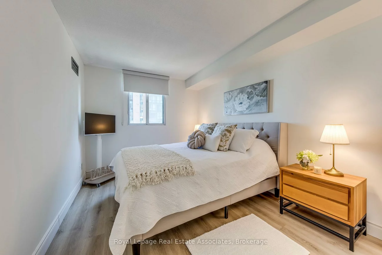 155, Hillcrest, Cooksville, Mississauga