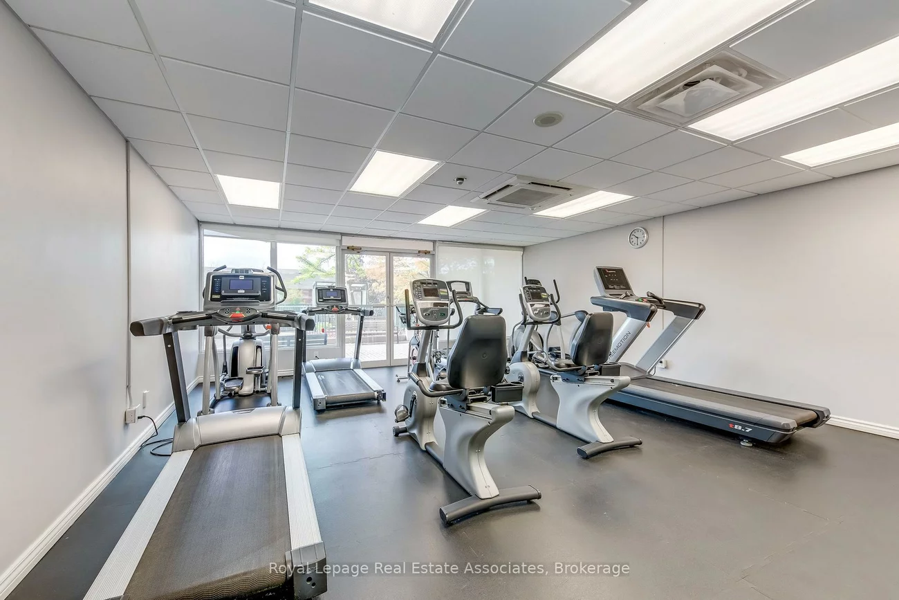 155, Hillcrest, Cooksville, Mississauga