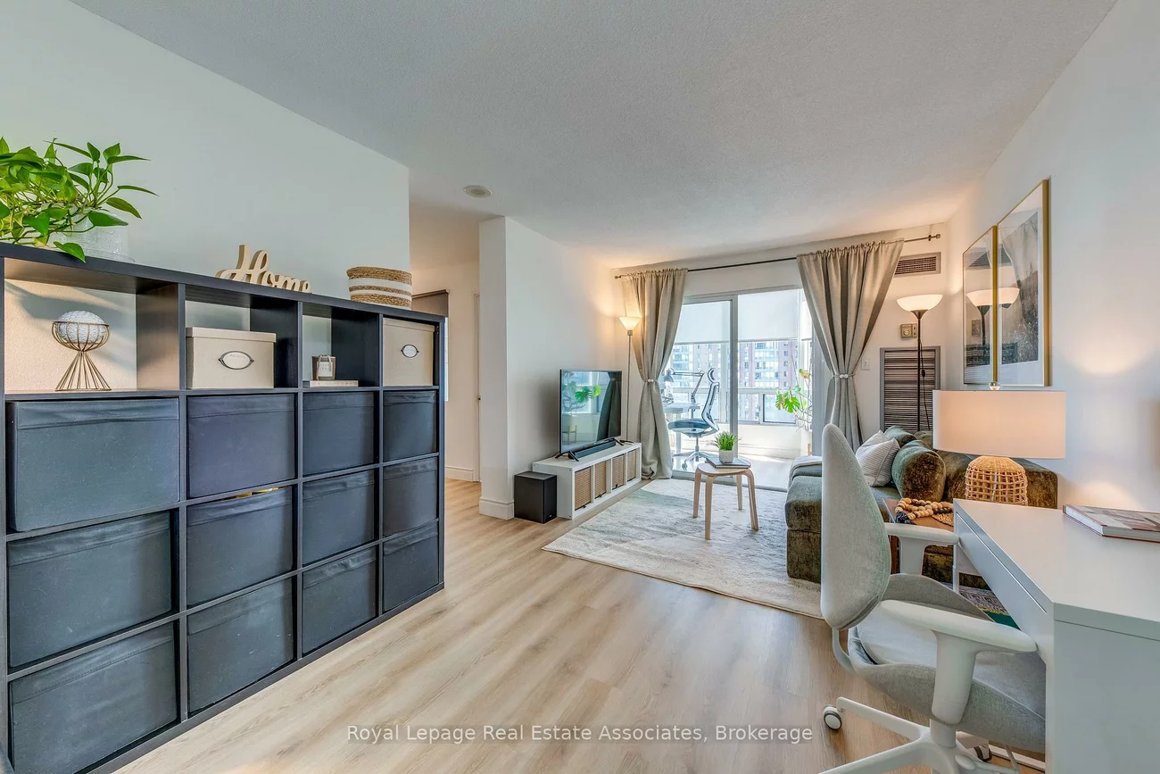 155, Hillcrest, Cooksville, Mississauga