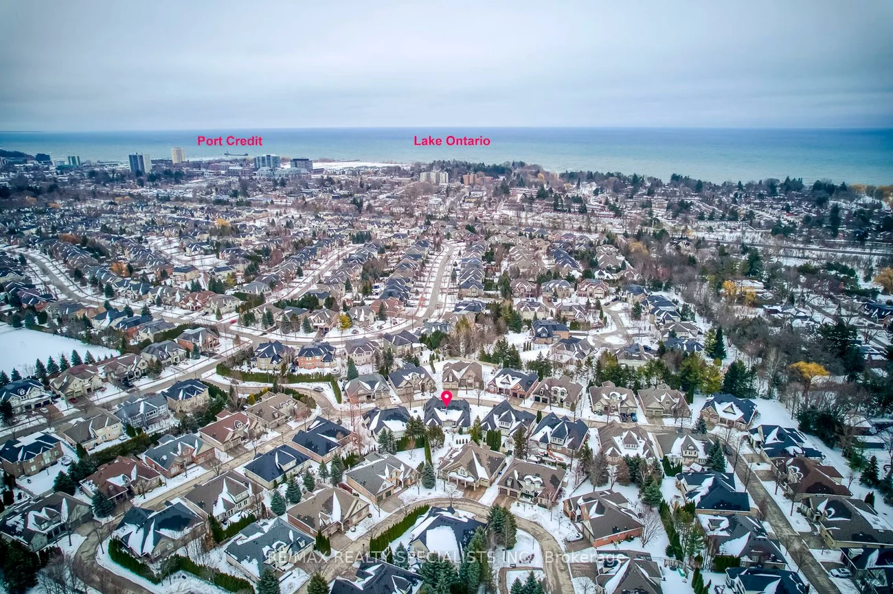 717, Hidden Grove, Lorne Park, Mississauga