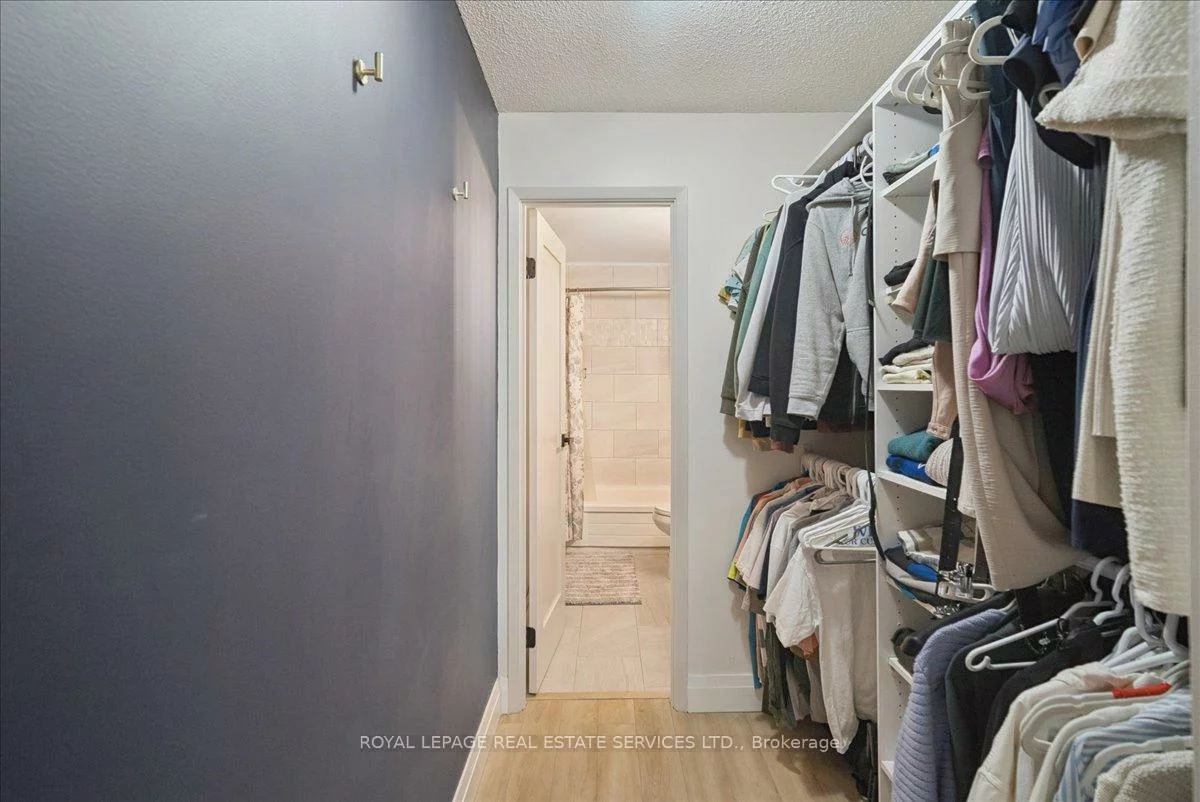 1275, Cornerbrook, Erindale, Mississauga