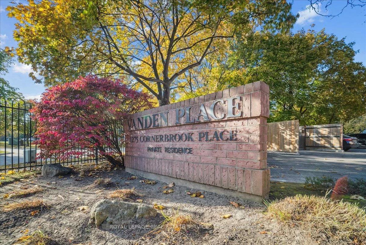 1275, Cornerbrook, Erindale, Mississauga