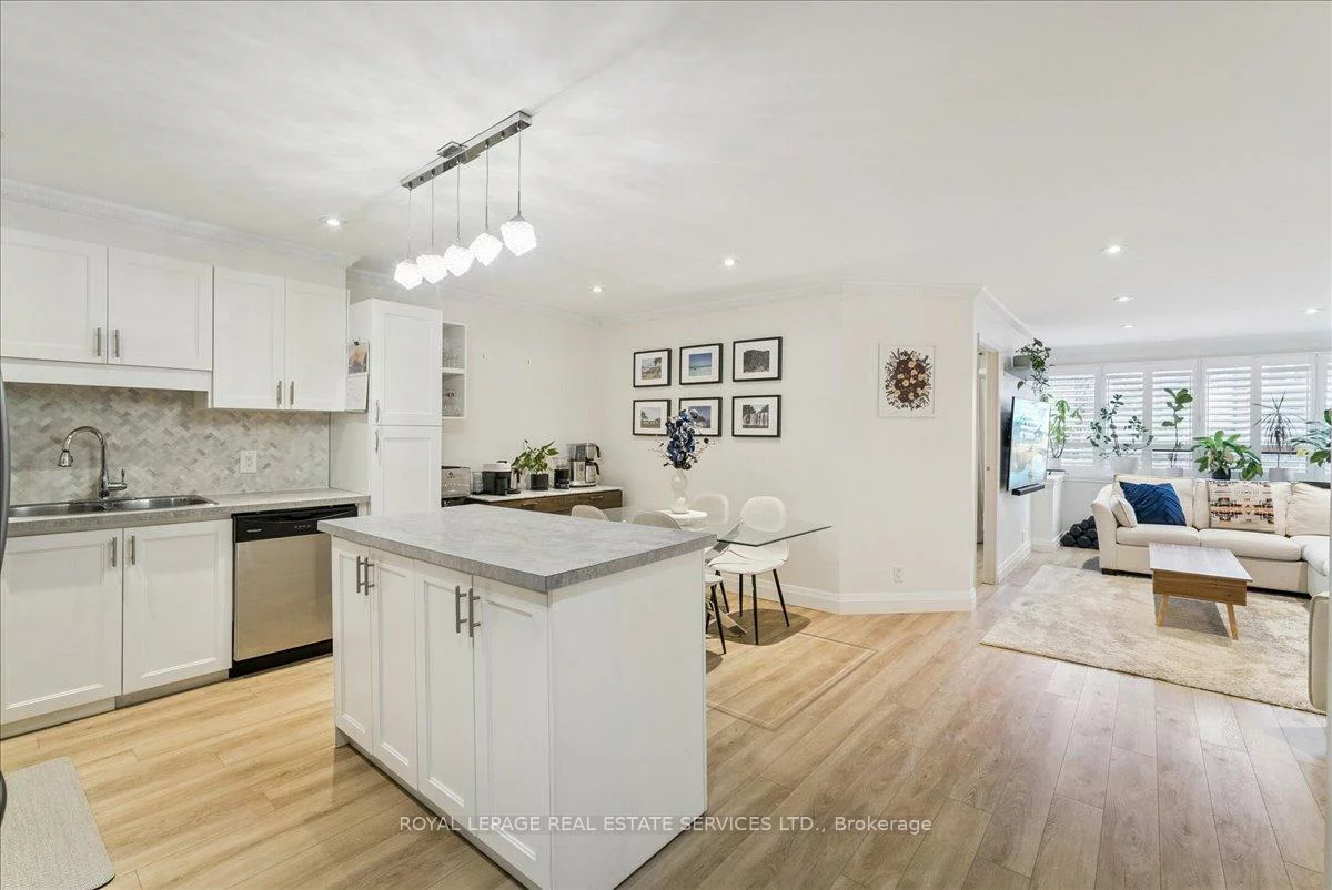 1275, Cornerbrook, Erindale, Mississauga