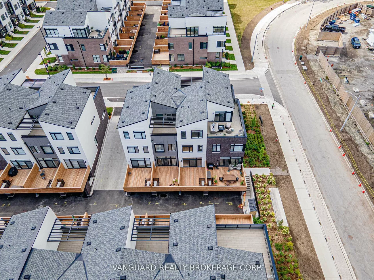 15, Lou Parsons, Port Credit, Mississauga