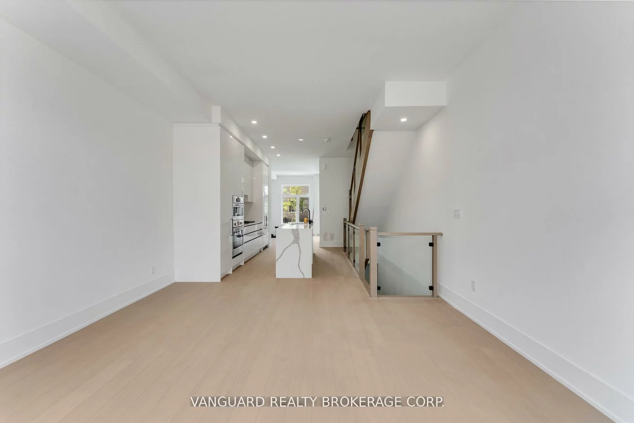 15, Lou Parsons, Port Credit, Mississauga