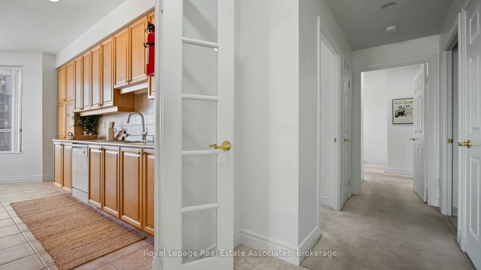 25, Kingsbridge Garden, Hurontario, Mississauga