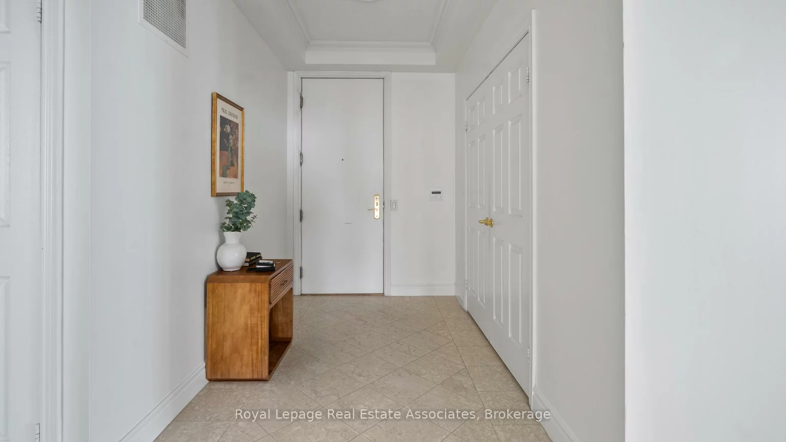 25, Kingsbridge Garden, Hurontario, Mississauga