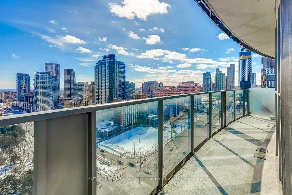 60, Absolute, City Centre, Mississauga