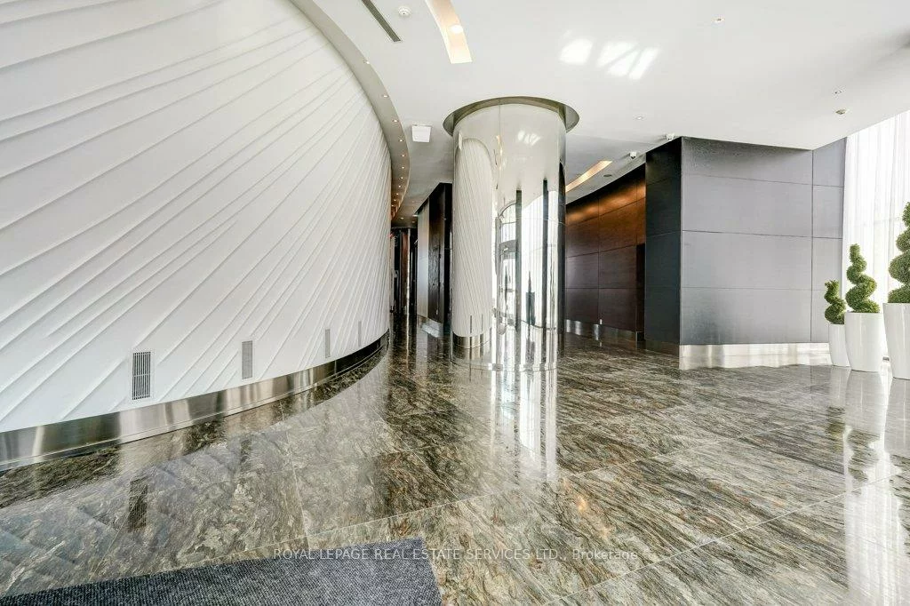 60, Absolute, City Centre, Mississauga