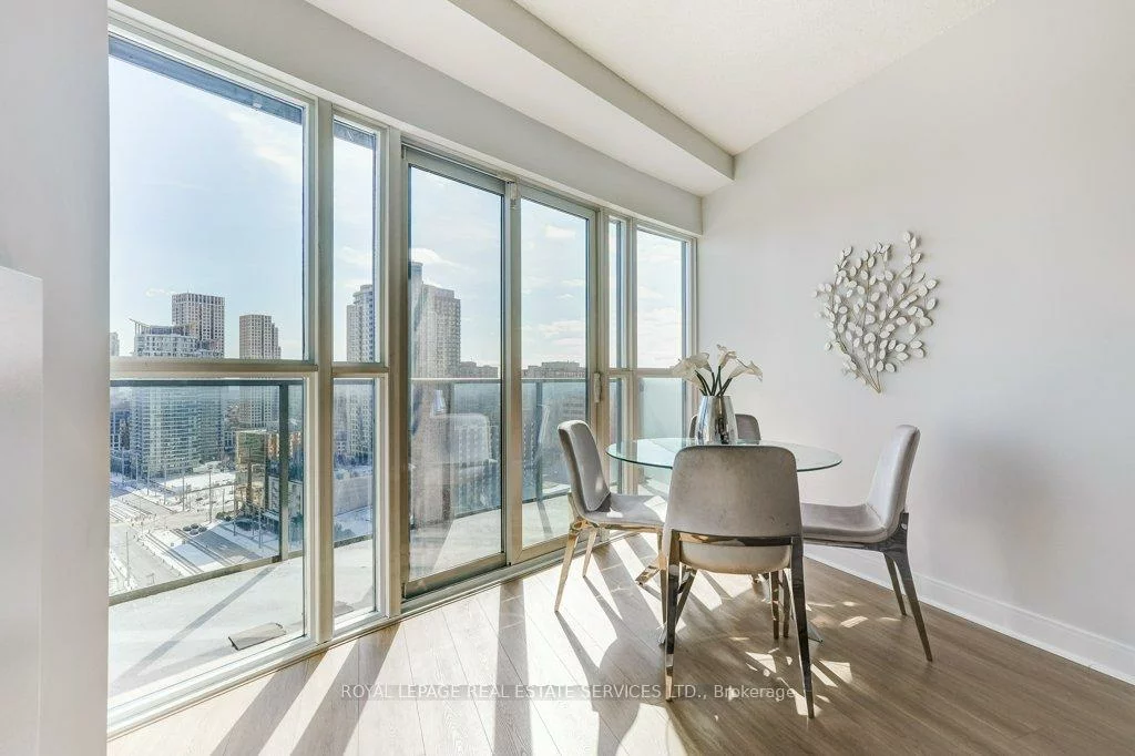 60, Absolute, City Centre, Mississauga