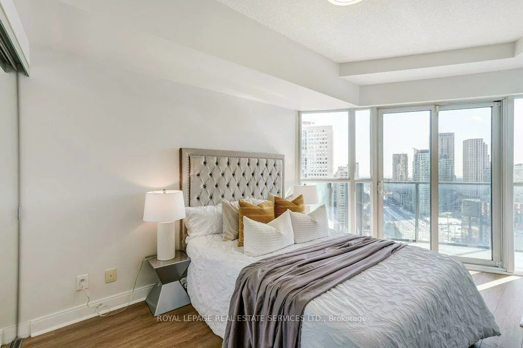 60, Absolute, City Centre, Mississauga