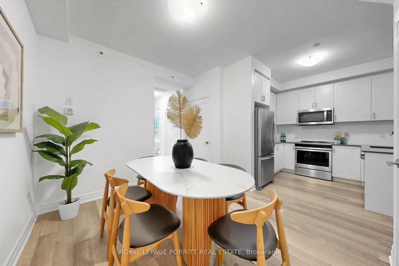 665, Cricklewood, Mineola, Mississauga