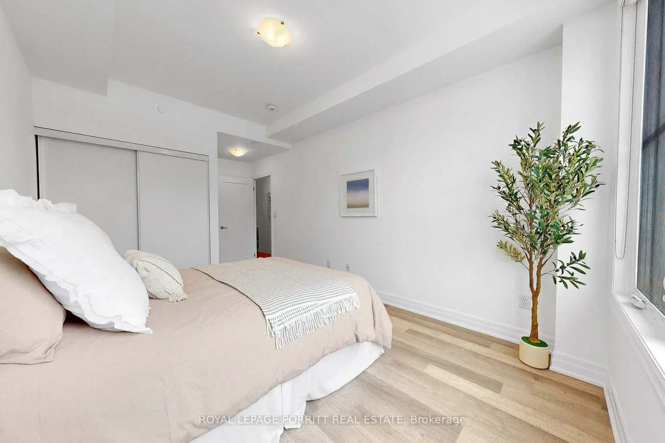 665, Cricklewood, Mineola, Mississauga