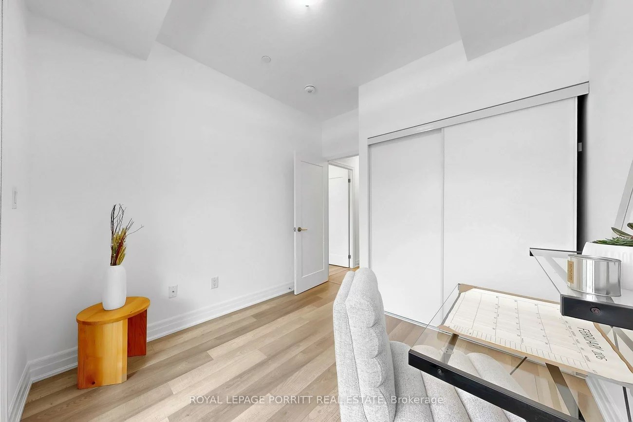 665, Cricklewood, Mineola, Mississauga