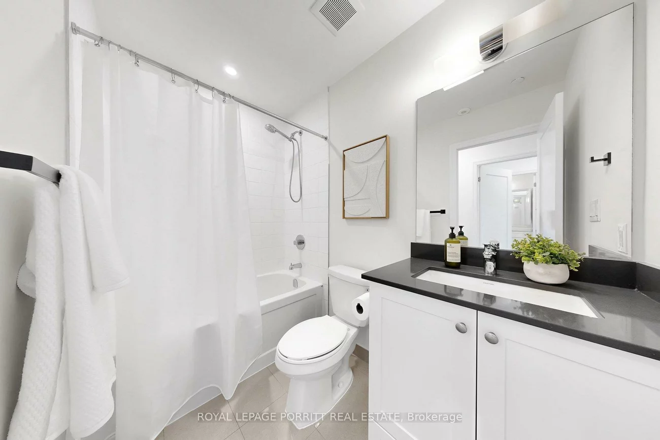 665, Cricklewood, Mineola, Mississauga