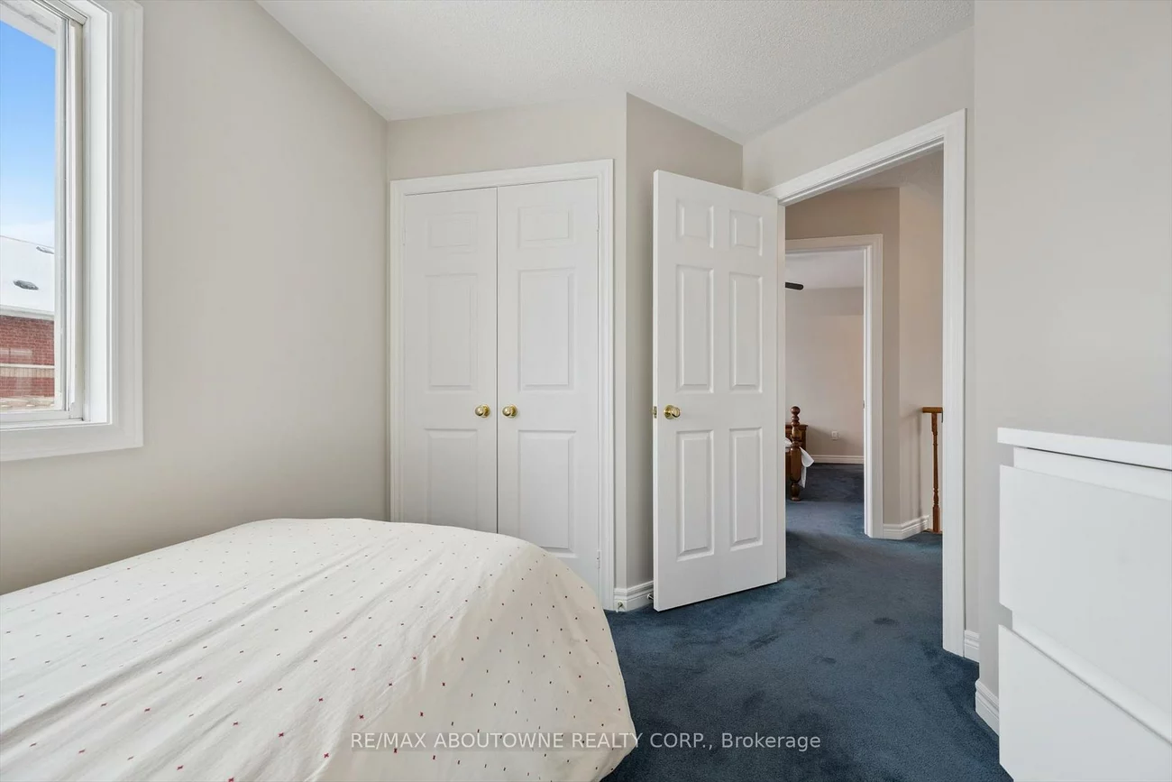 5031, East Mill, East Credit, Mississauga