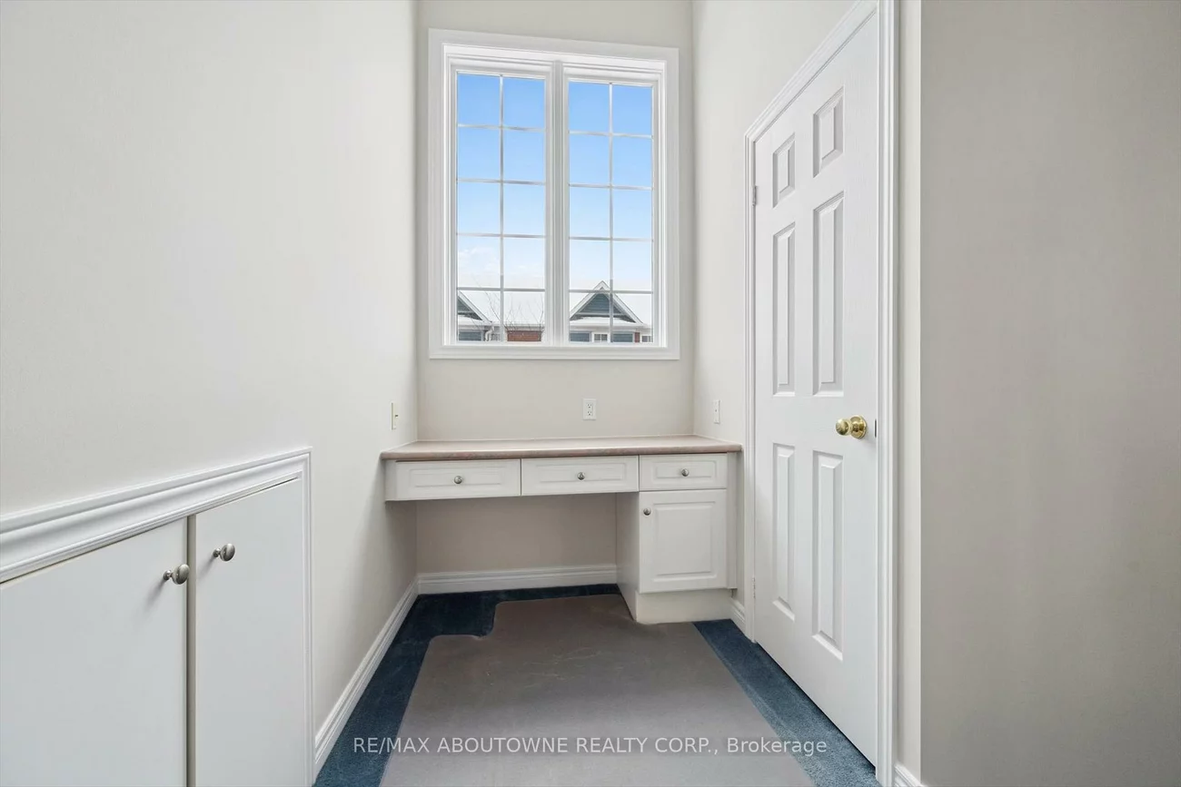 5031, East Mill, East Credit, Mississauga