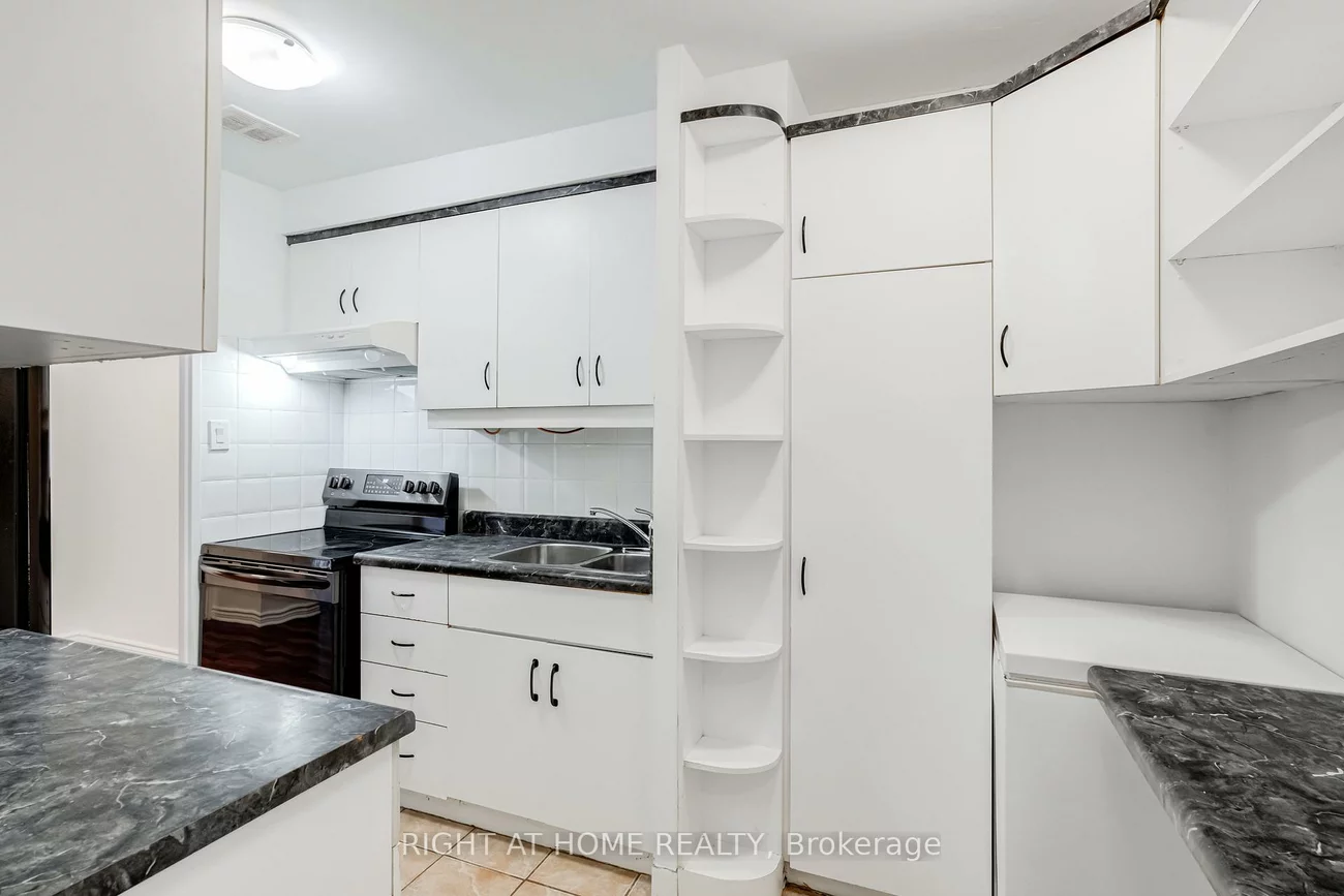 1455, Williamsport, Applewood, Mississauga