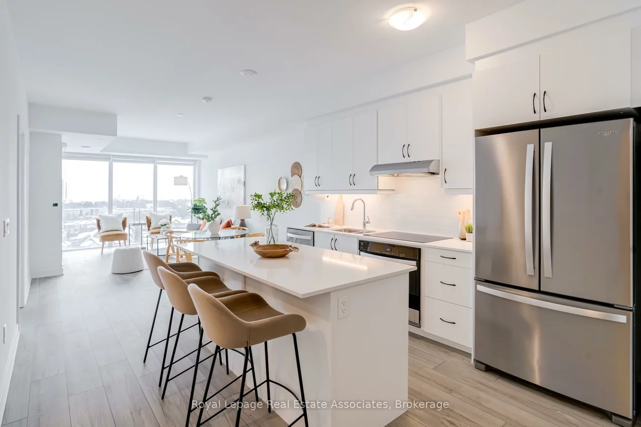 1035, Southdown, Clarkson, Mississauga