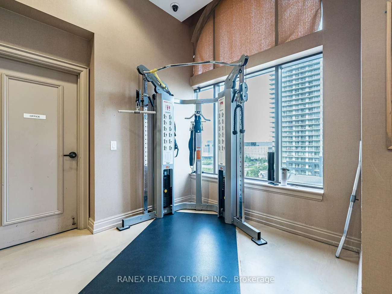 385, Prince Of Wales, City Centre, Mississauga