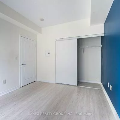 385, Prince Of Wales, City Centre, Mississauga