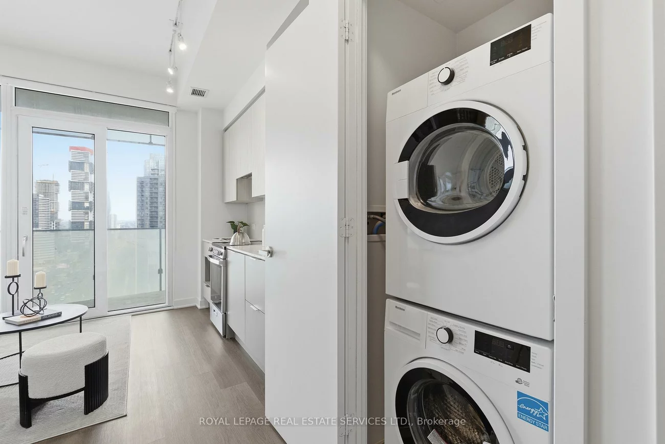 3900, Confederation, City Centre, Mississauga