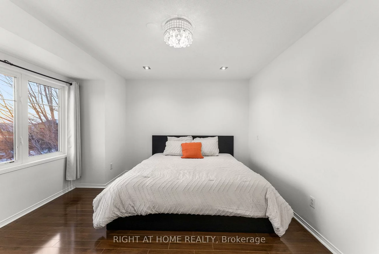 5725, Tenth, Churchill Meadows, Mississauga