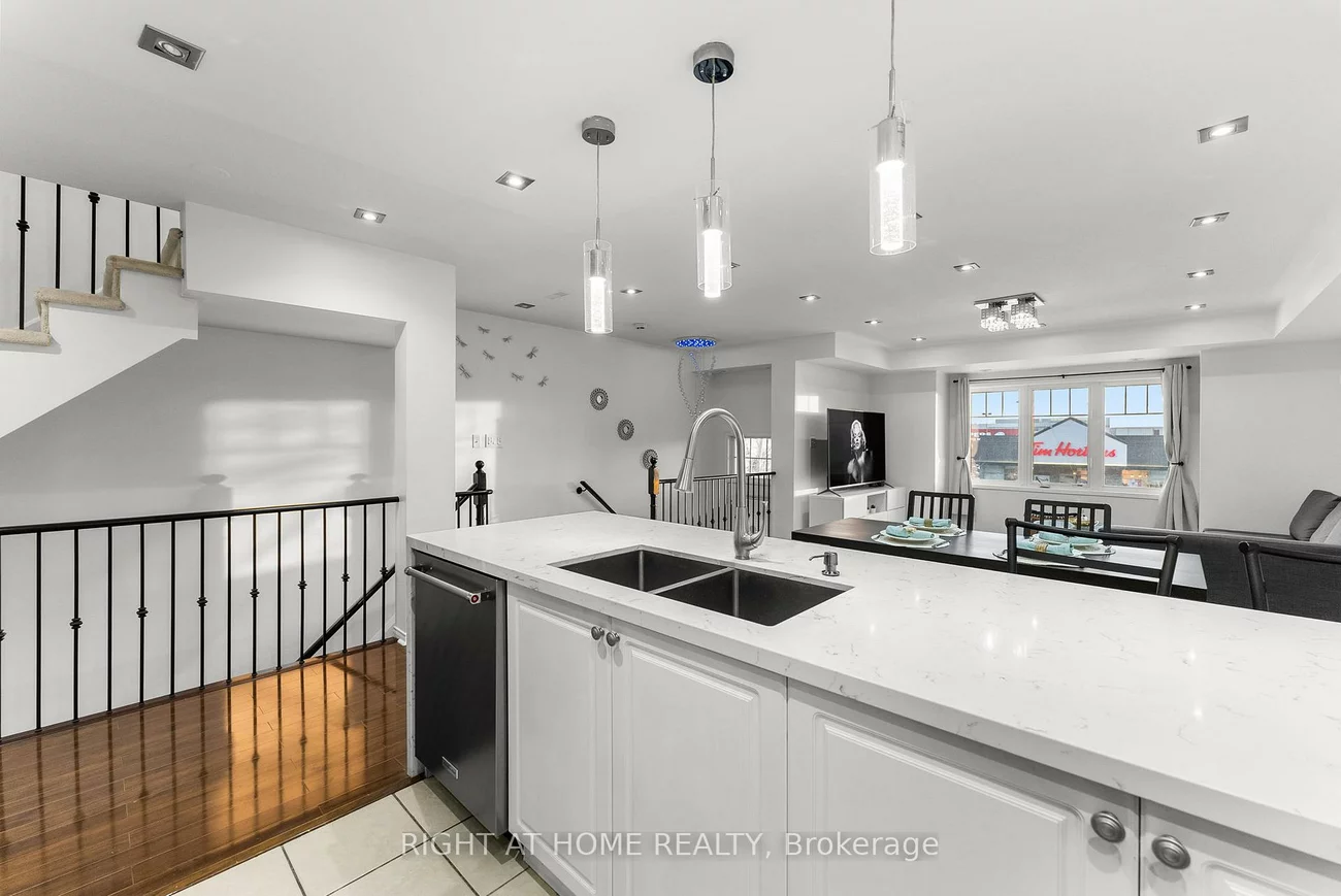 5725, Tenth, Churchill Meadows, Mississauga