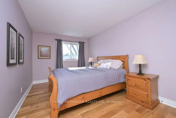 121, Falconer, Streetsville, Mississauga