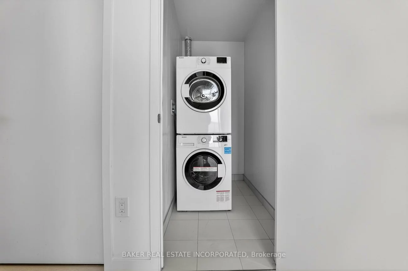 3900, Confederation, City Centre, Mississauga