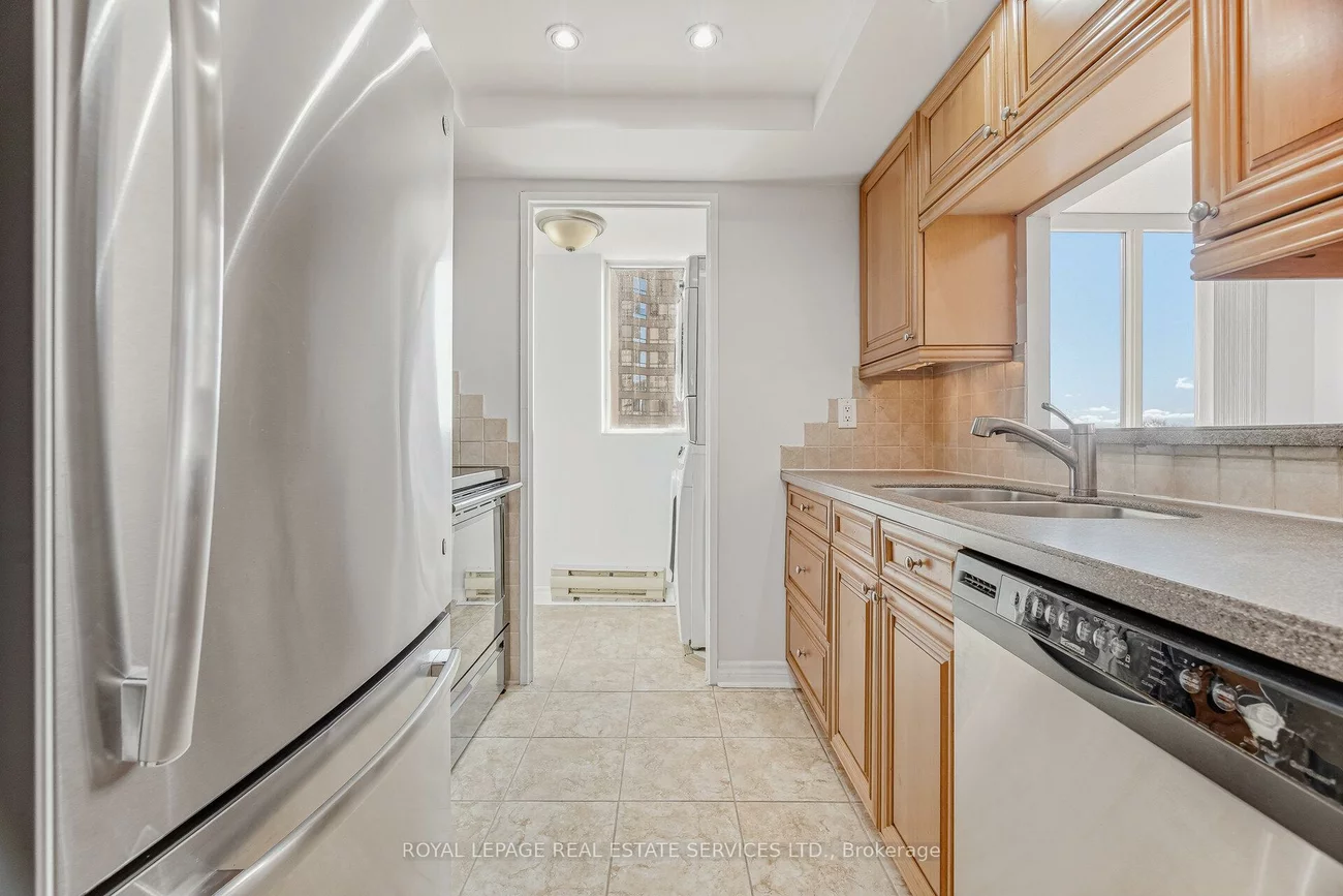 285, Enfield, City Centre, Mississauga