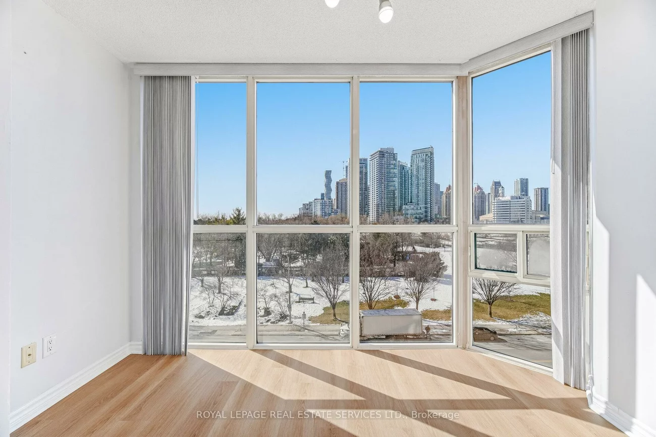 285, Enfield, City Centre, Mississauga