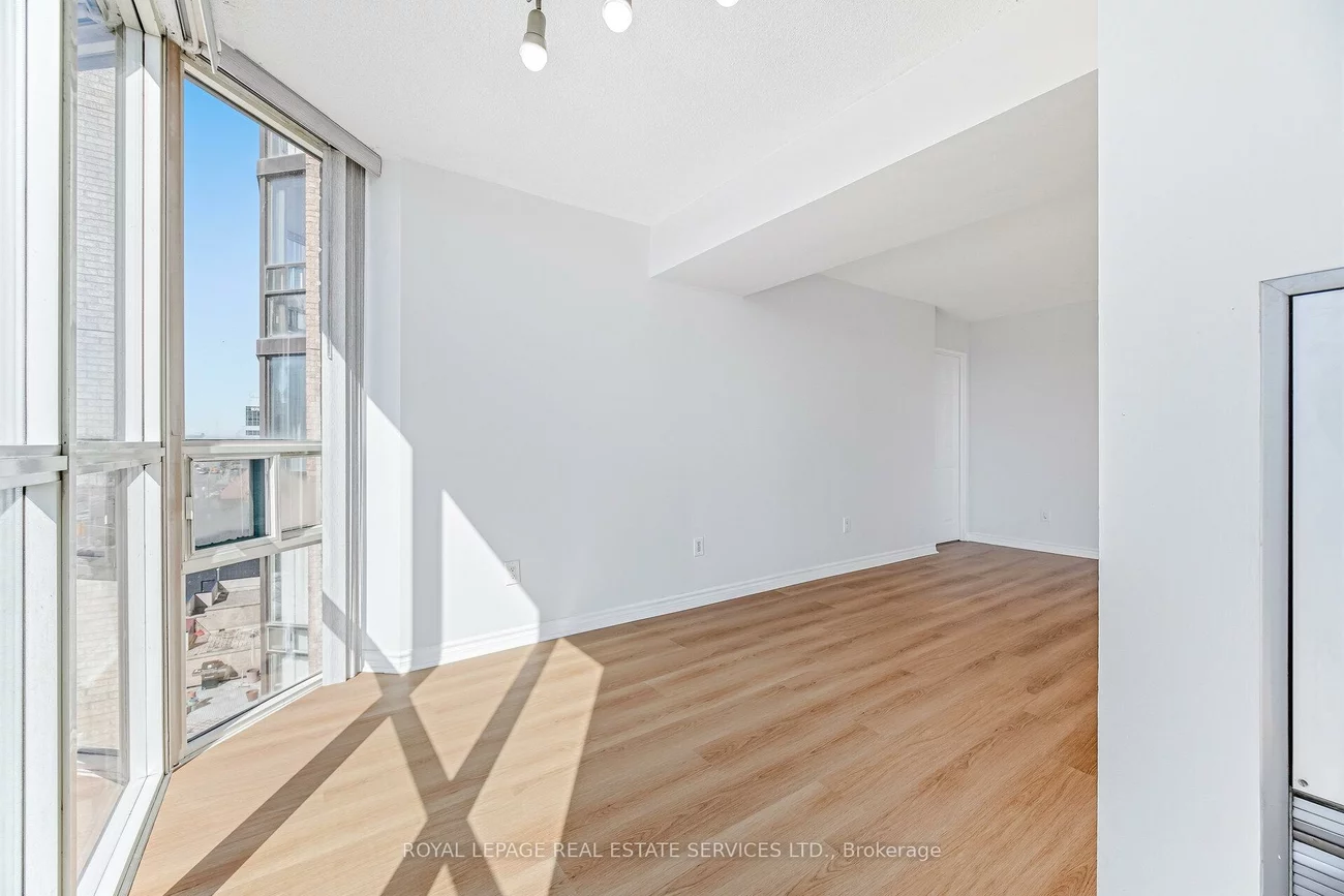 285, Enfield, City Centre, Mississauga