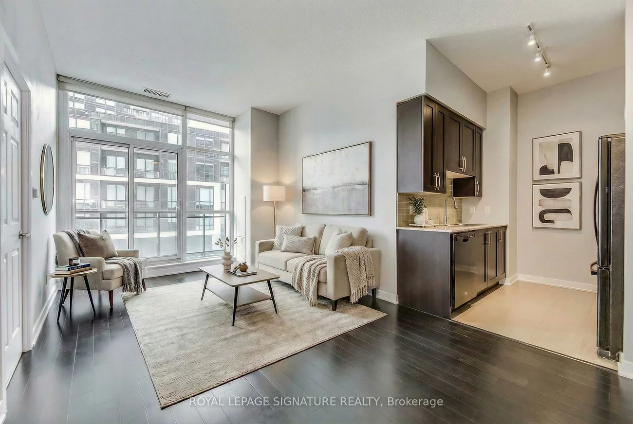 4070, Confederation, City Centre, Mississauga