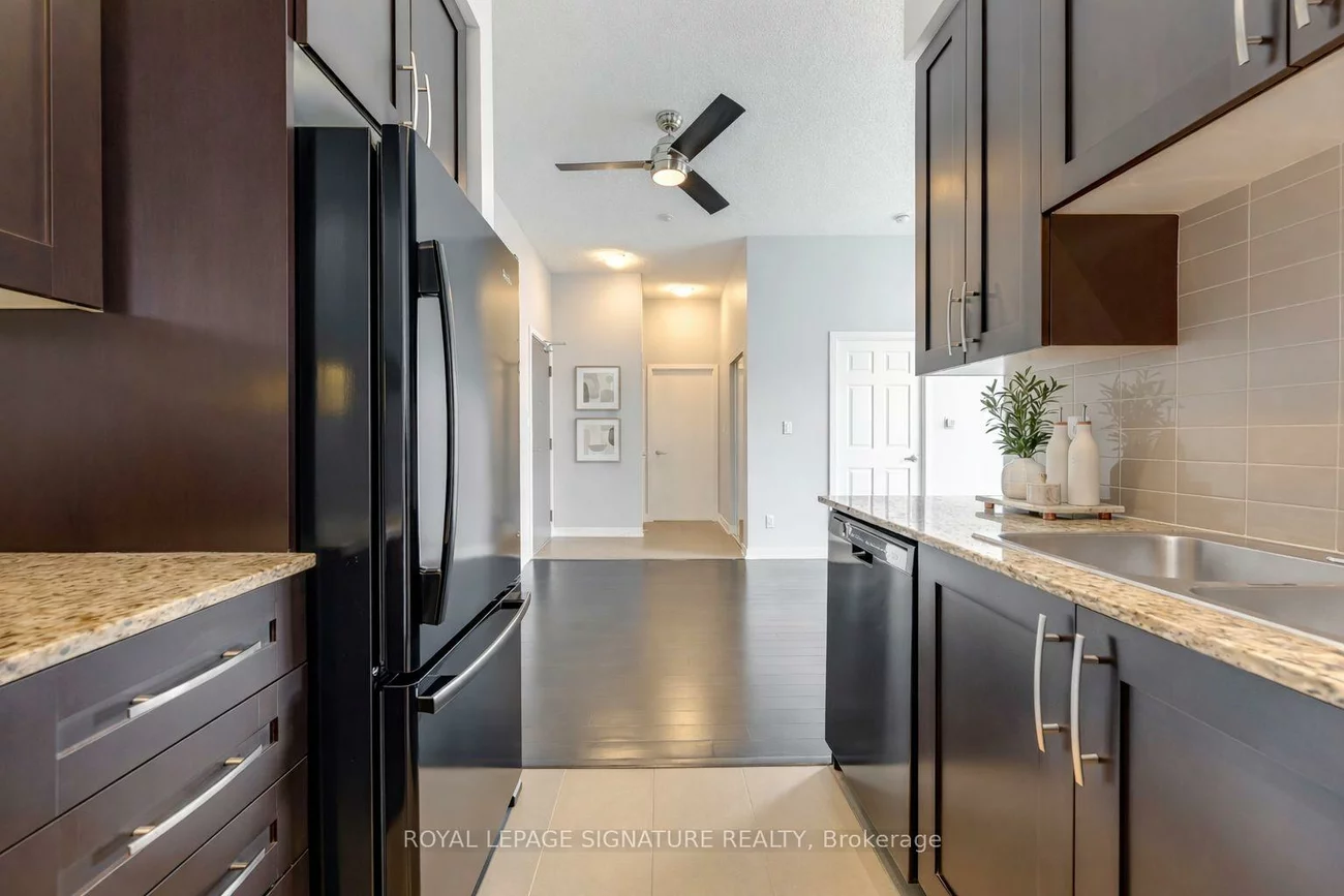 4070, Confederation, City Centre, Mississauga