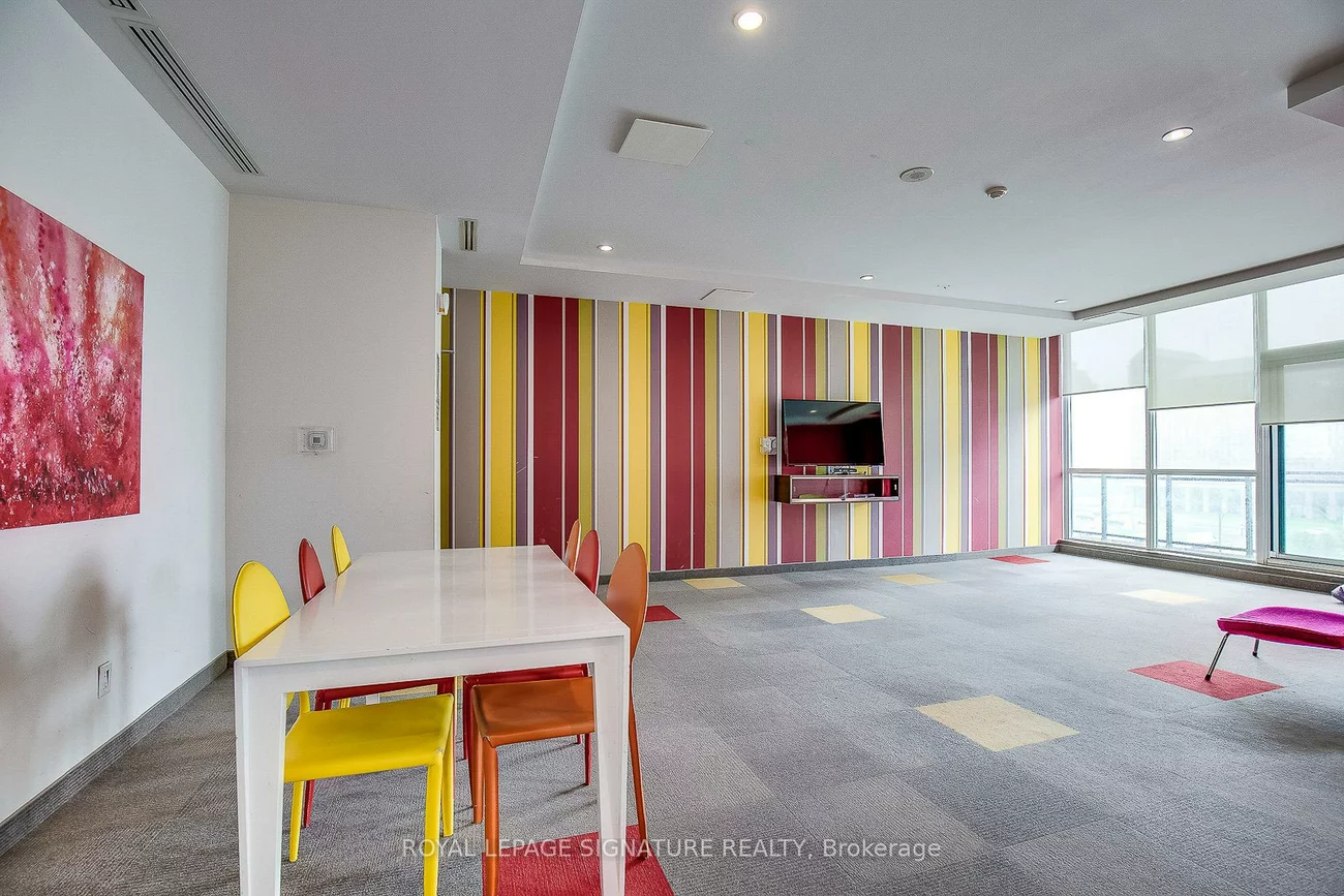 4070, Confederation, City Centre, Mississauga