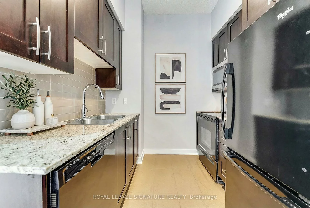 4070, Confederation, City Centre, Mississauga