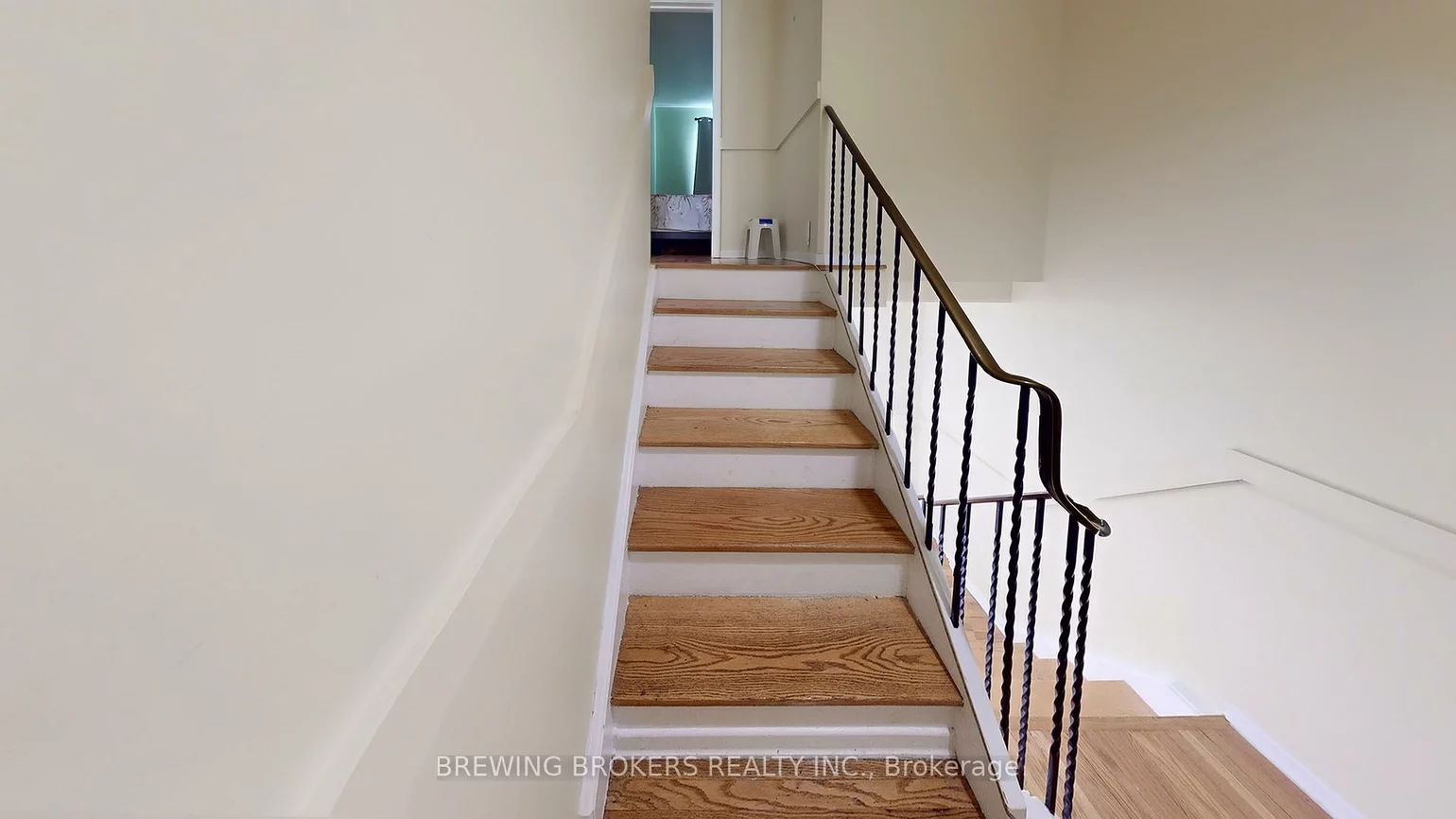 7255, Dooley, Malton, Mississauga