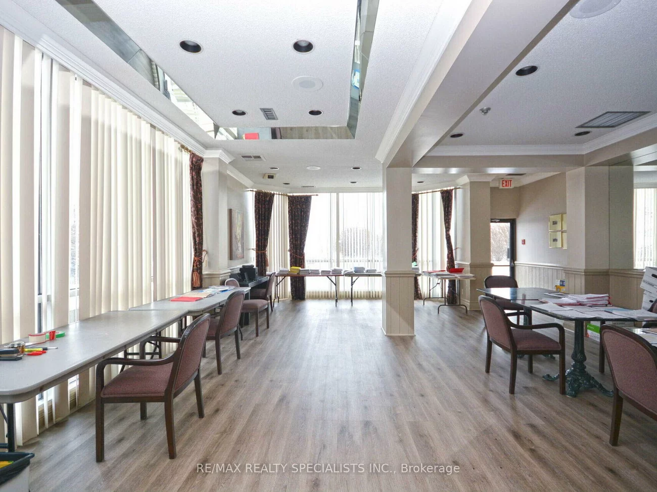 880, Dundas, Erindale, Mississauga