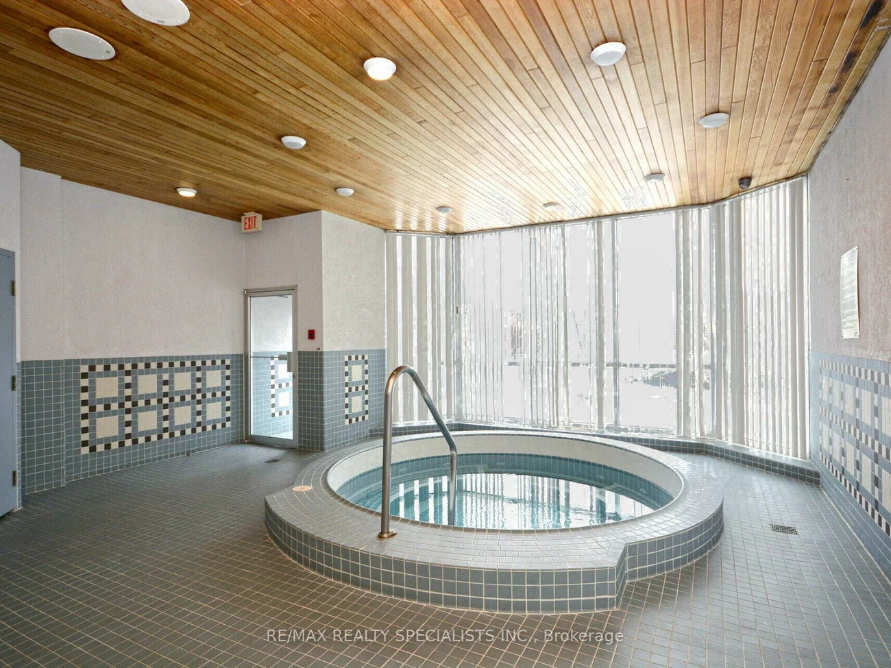 880, Dundas, Erindale, Mississauga