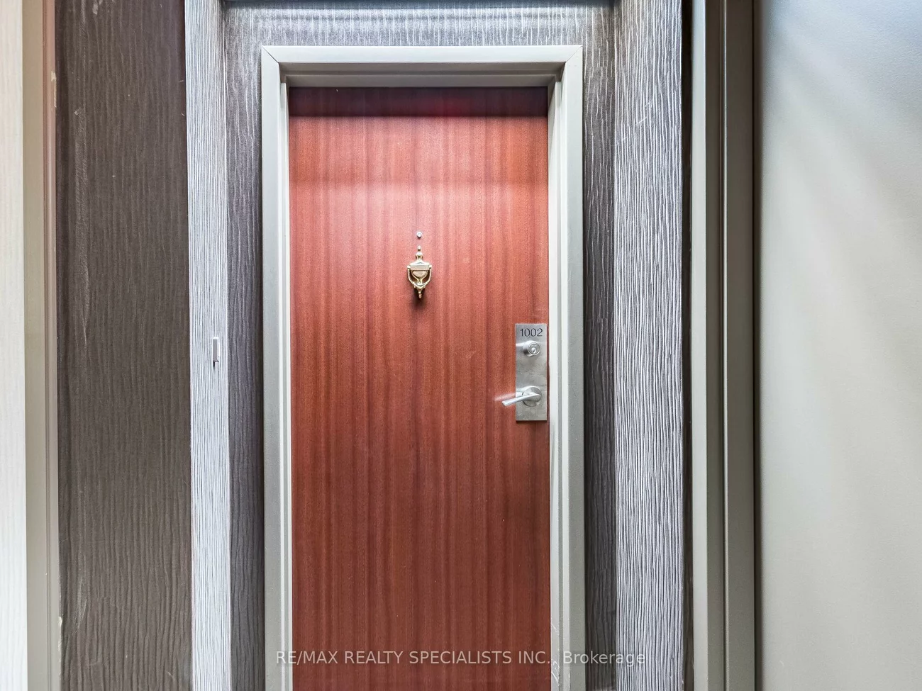 880, Dundas, Erindale, Mississauga