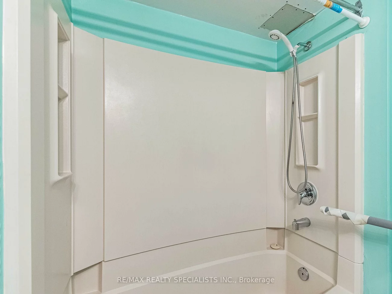 880, Dundas, Erindale, Mississauga