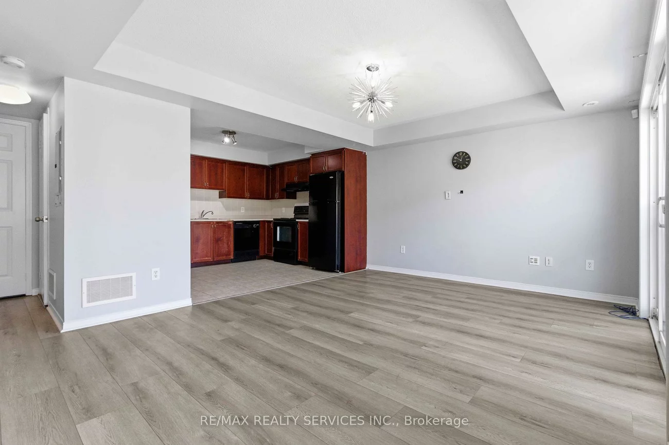 5035, Oscar Peterson, Churchill Meadows, Mississauga