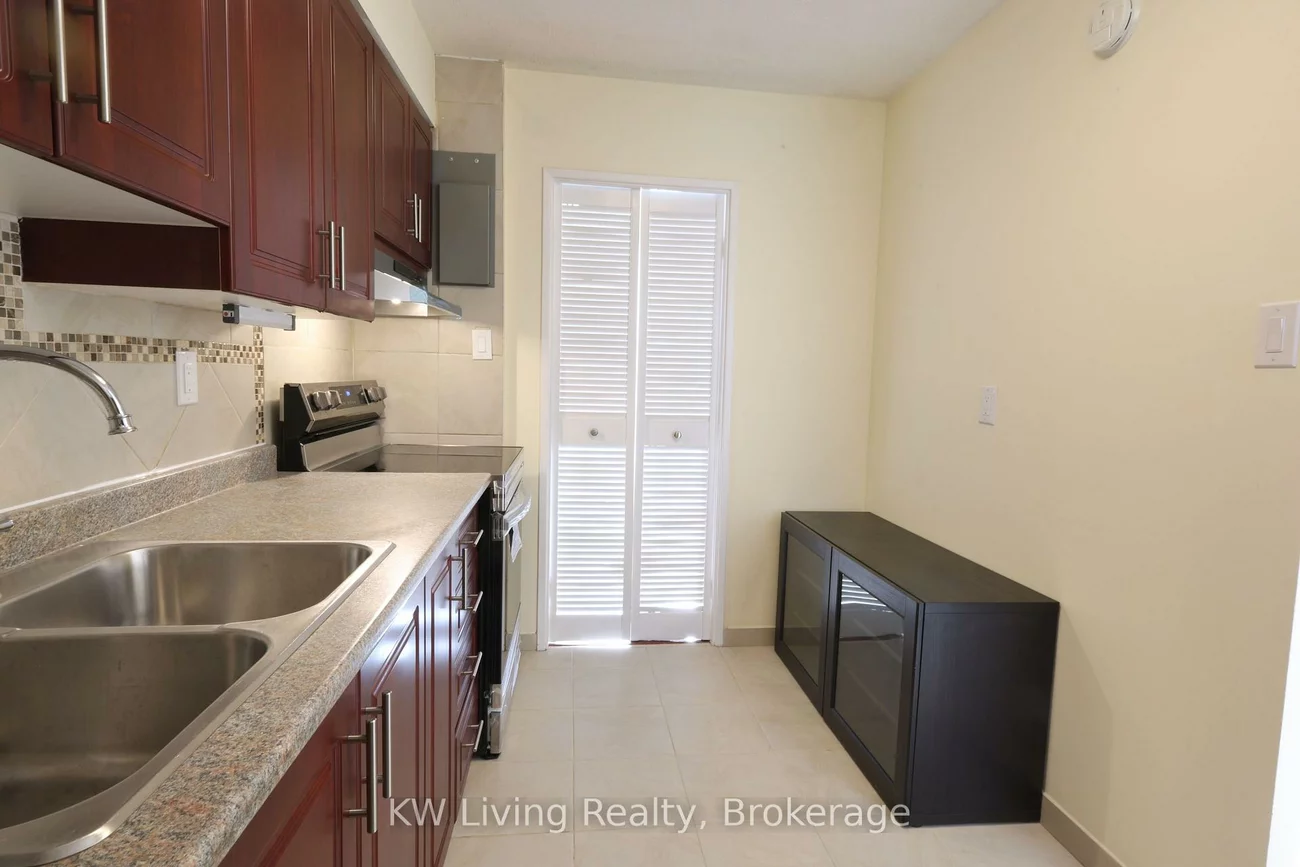 1050, Stainton, Erindale, Mississauga