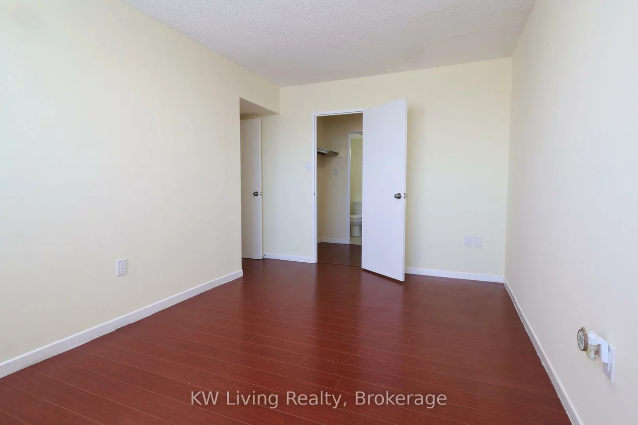 1050, Stainton, Erindale, Mississauga