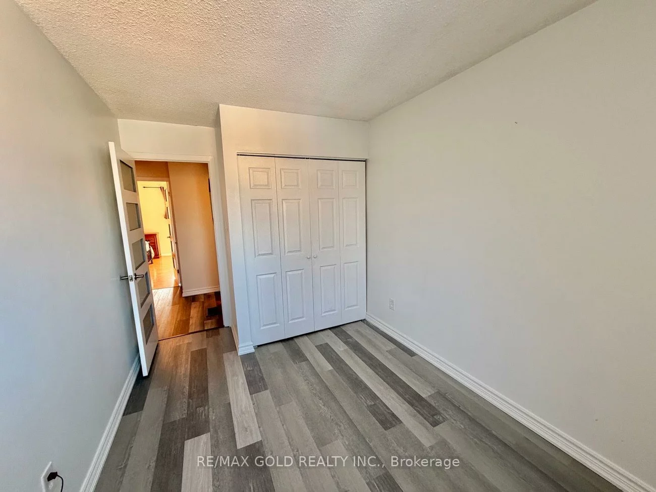 7707, Darcel, Malton, Mississauga