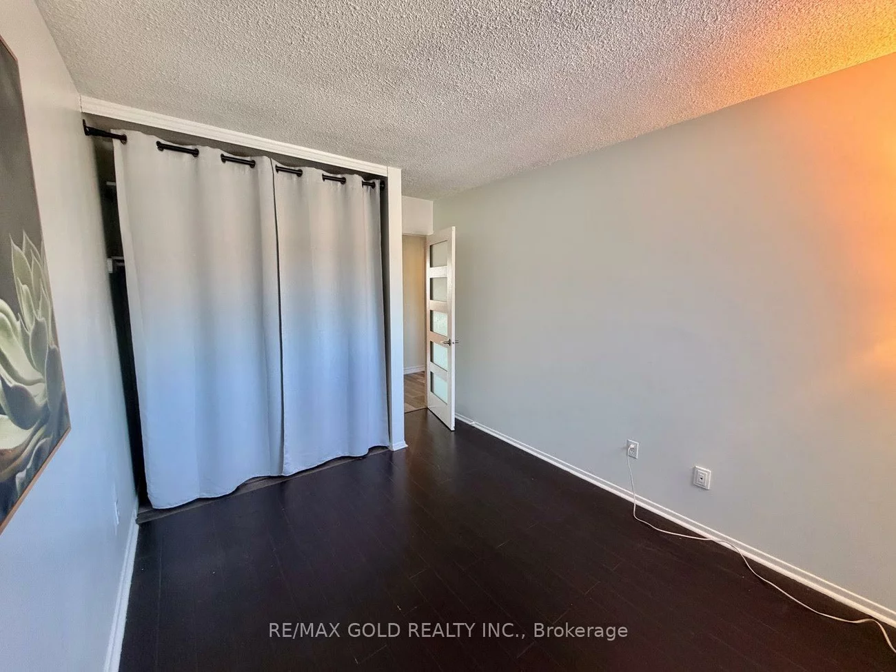 7707, Darcel, Malton, Mississauga