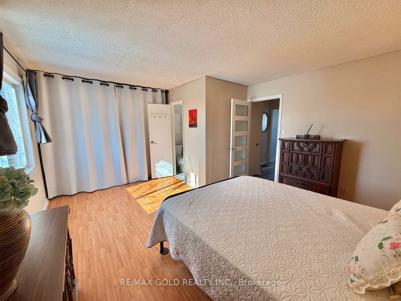7707, Darcel, Malton, Mississauga